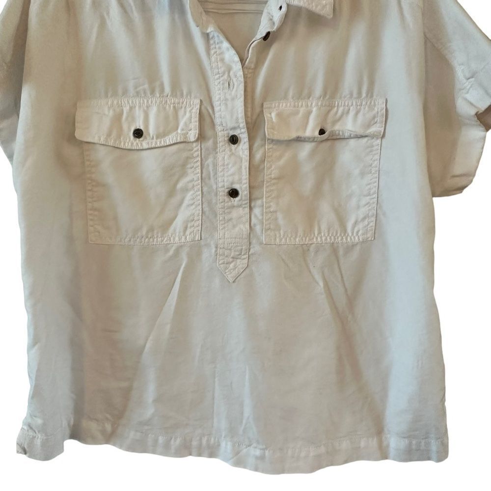 Universal Thread short sleeved white utility shirt w/collar & half buttons - Picture 8 of 14